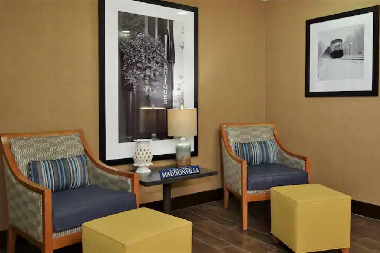 Hampton Inn & Suites Madisonville Esterno foto