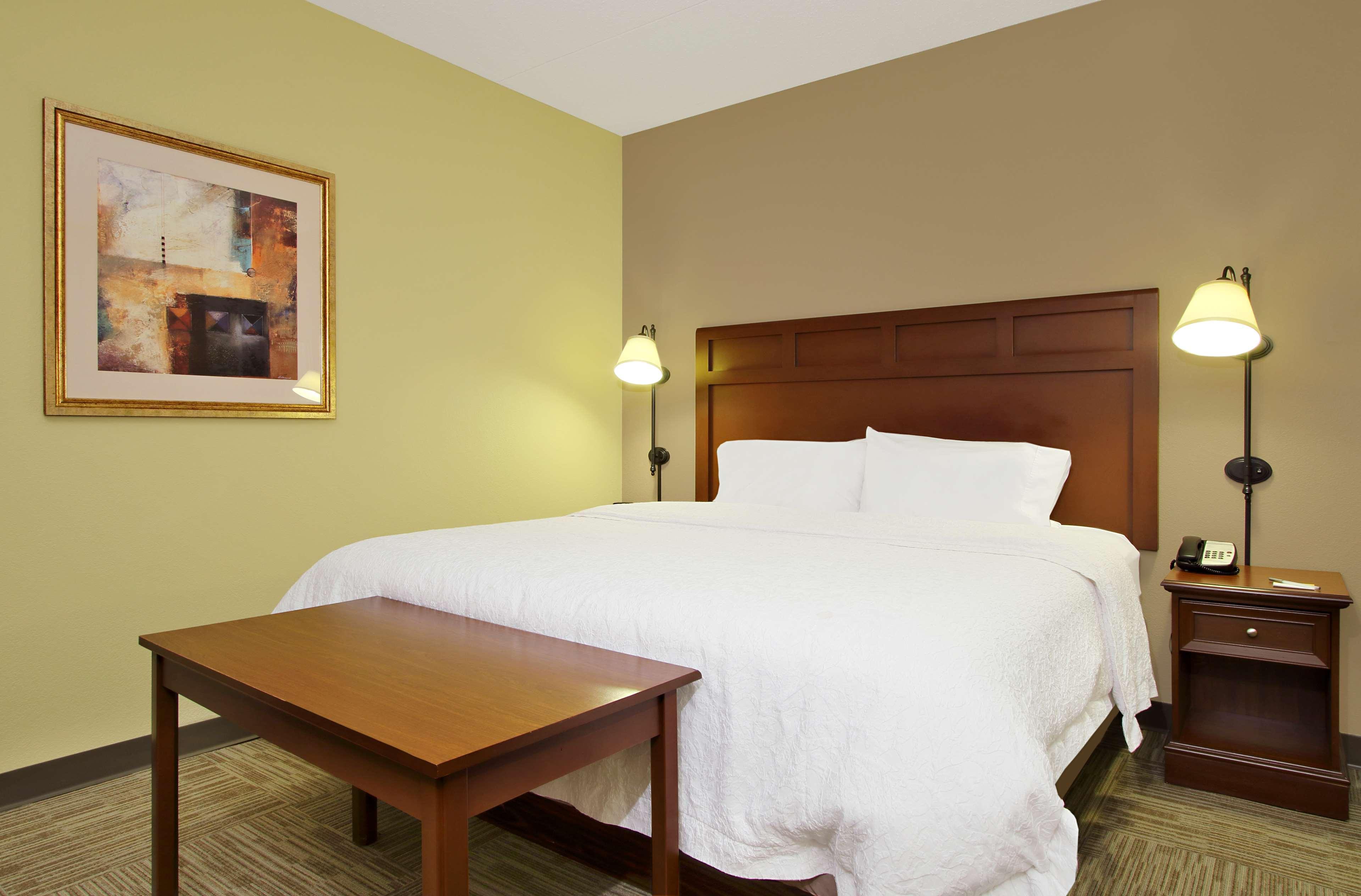 Hampton Inn & Suites Madisonville Esterno foto
