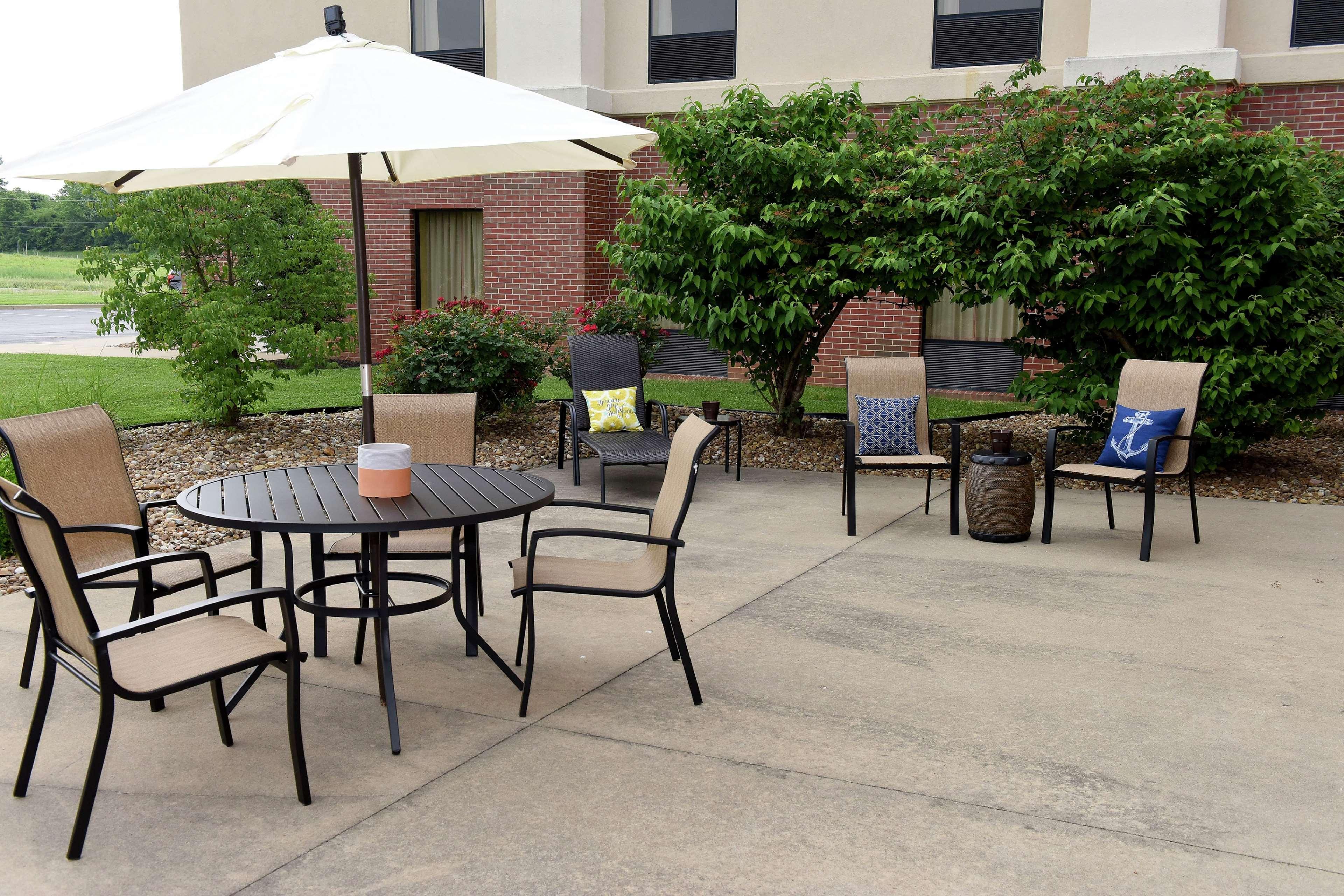 Hampton Inn & Suites Madisonville Esterno foto