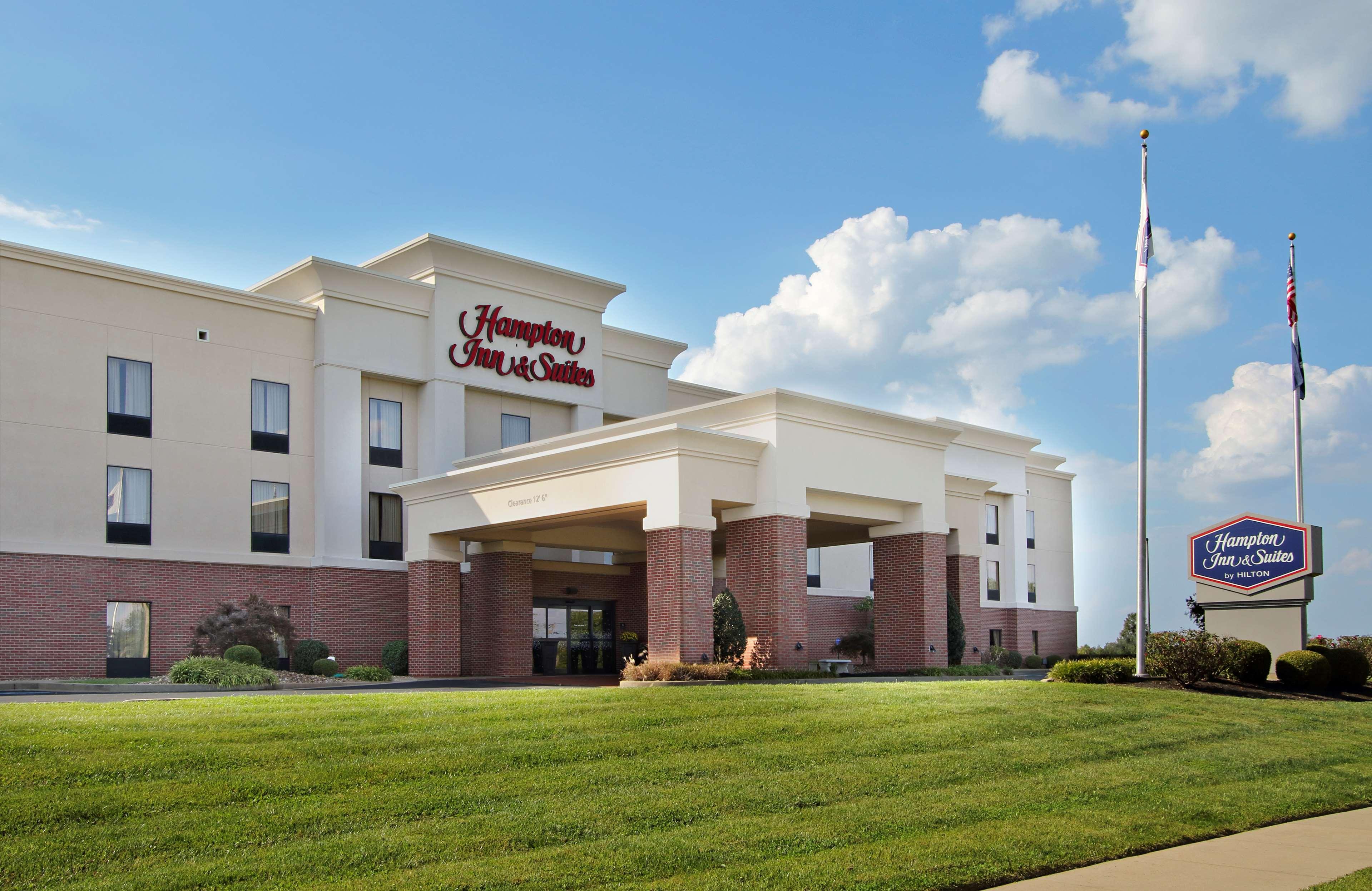 Hampton Inn & Suites Madisonville Esterno foto