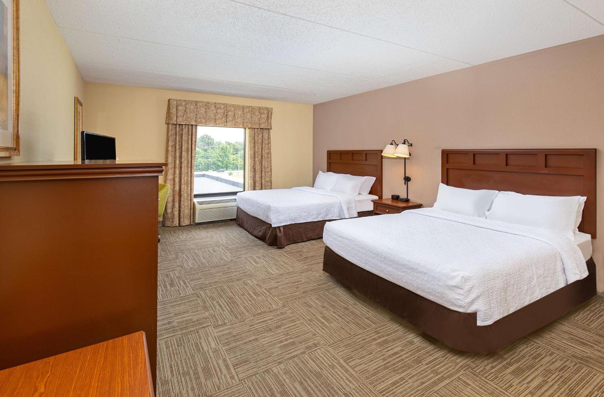 Hampton Inn & Suites Madisonville Esterno foto