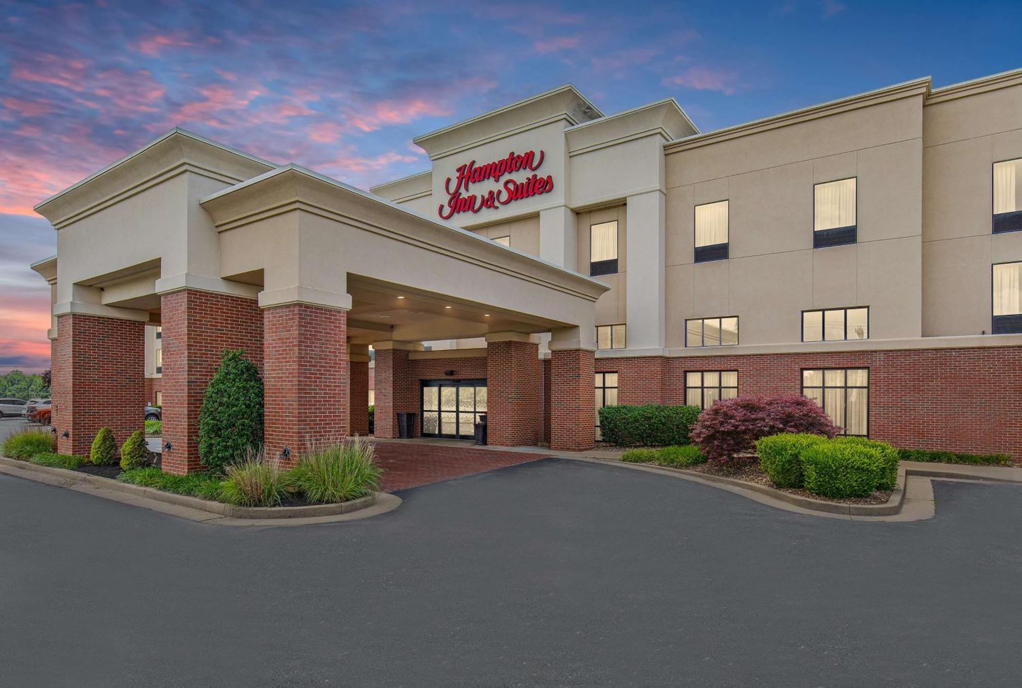Hampton Inn & Suites Madisonville Esterno foto