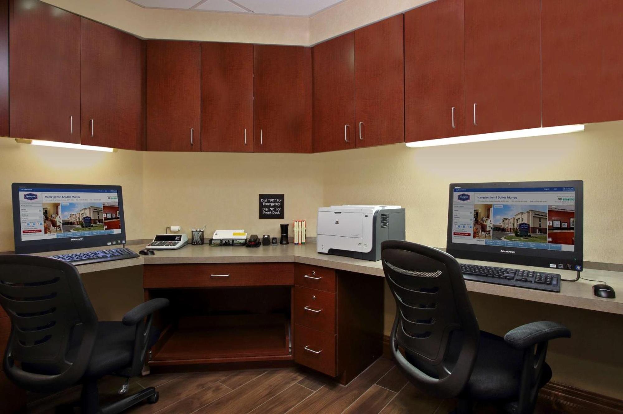 Hampton Inn & Suites Madisonville Esterno foto