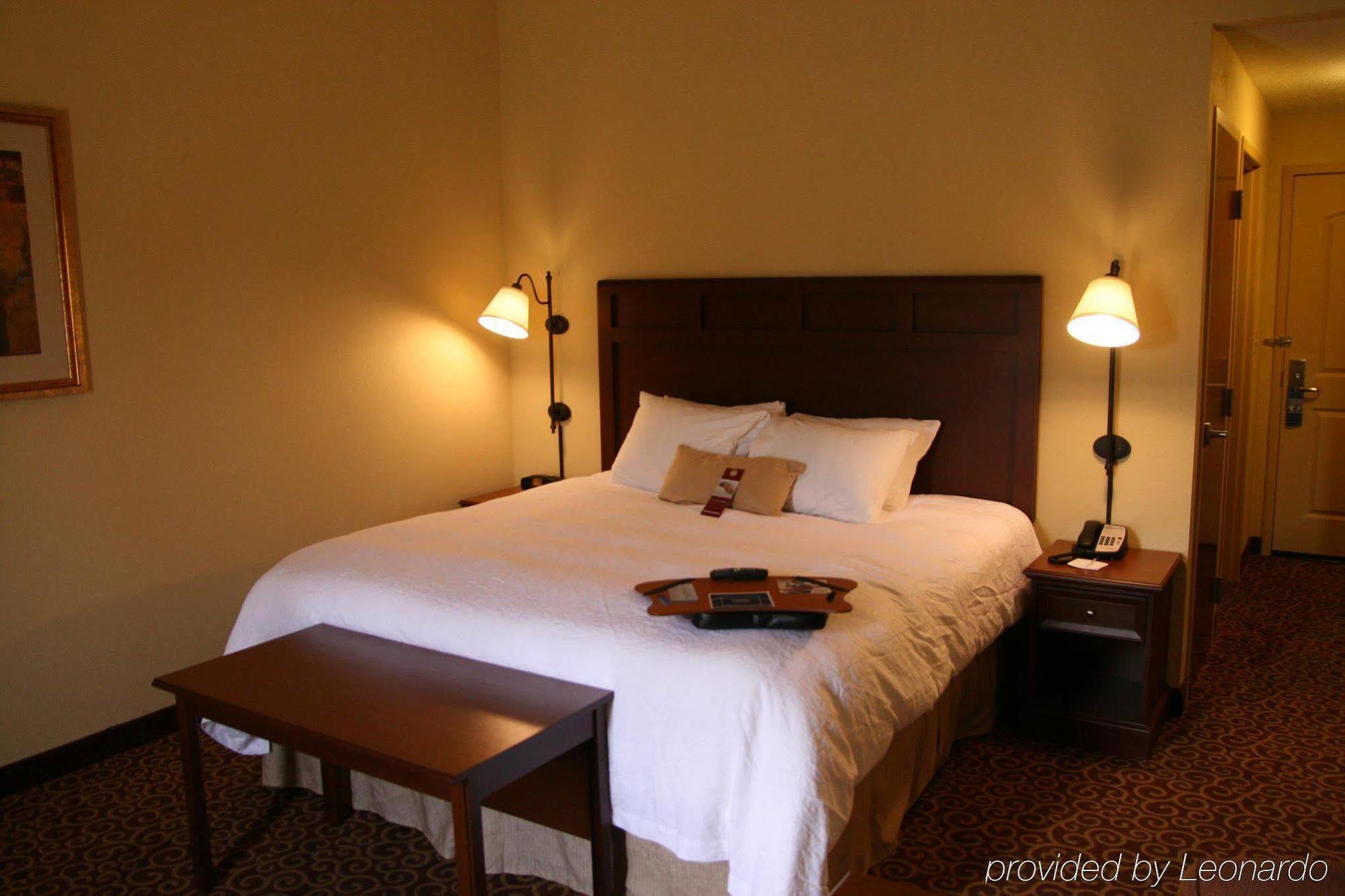 Hampton Inn & Suites Madisonville Esterno foto