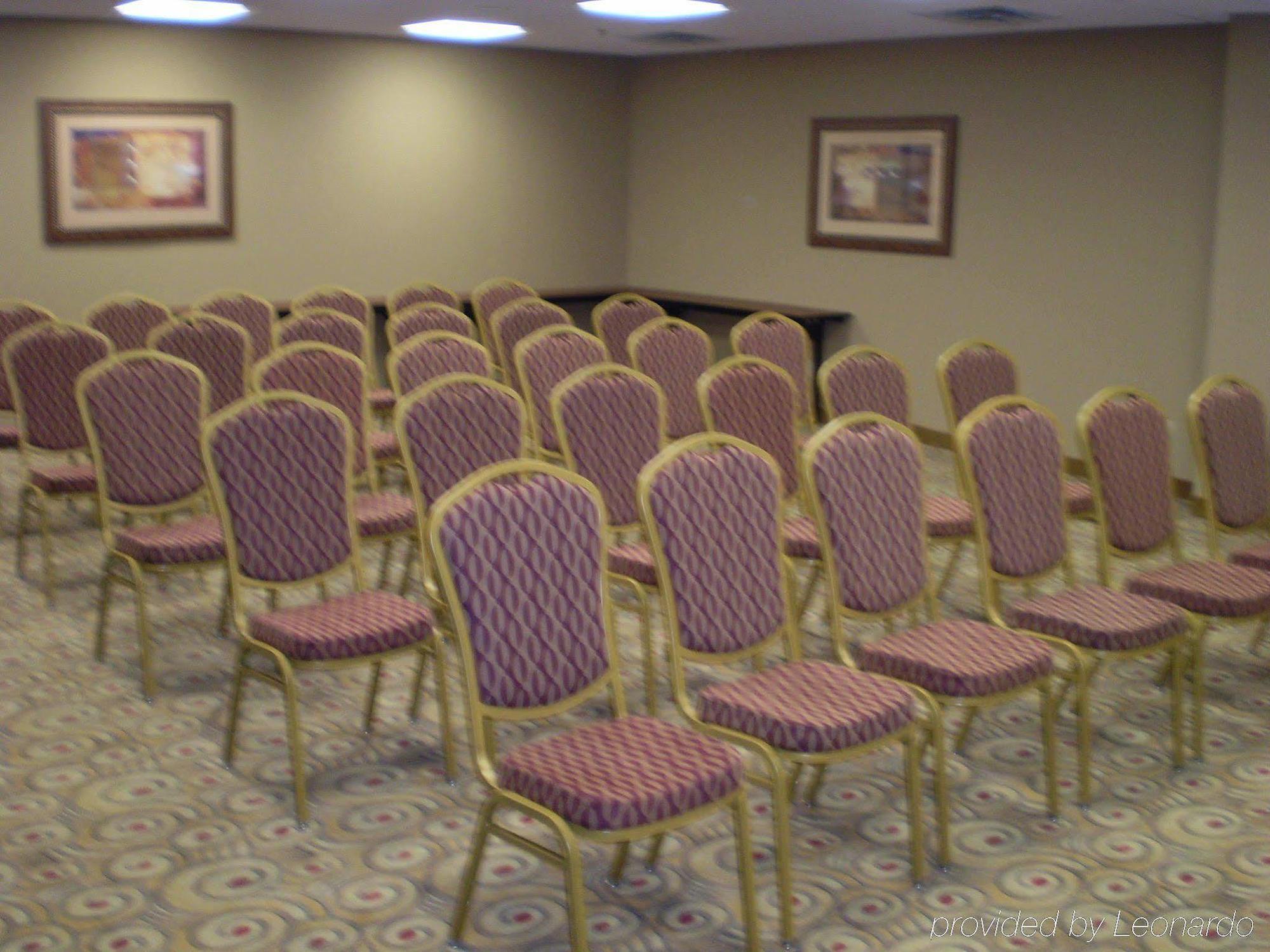 Hampton Inn & Suites Madisonville Esterno foto